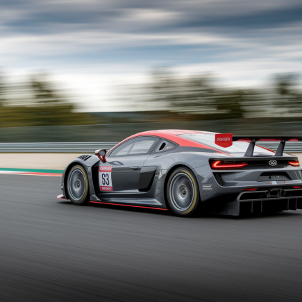 voiture-course-aerodynamique-piste